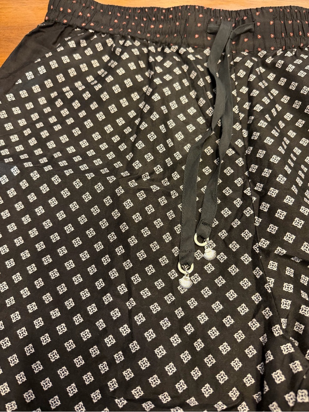 The Upside Spellbound Black Jogger Pants with White Geometric Print Size XS - Picture 6 of 9